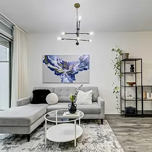 Prime Location - Stunning 2-bdrm Toronto